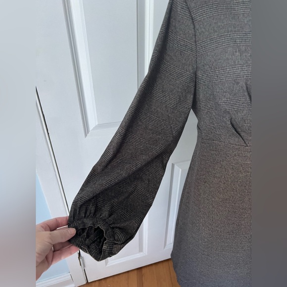 Perfect Fall Twill Dress - Picture 7 of 9